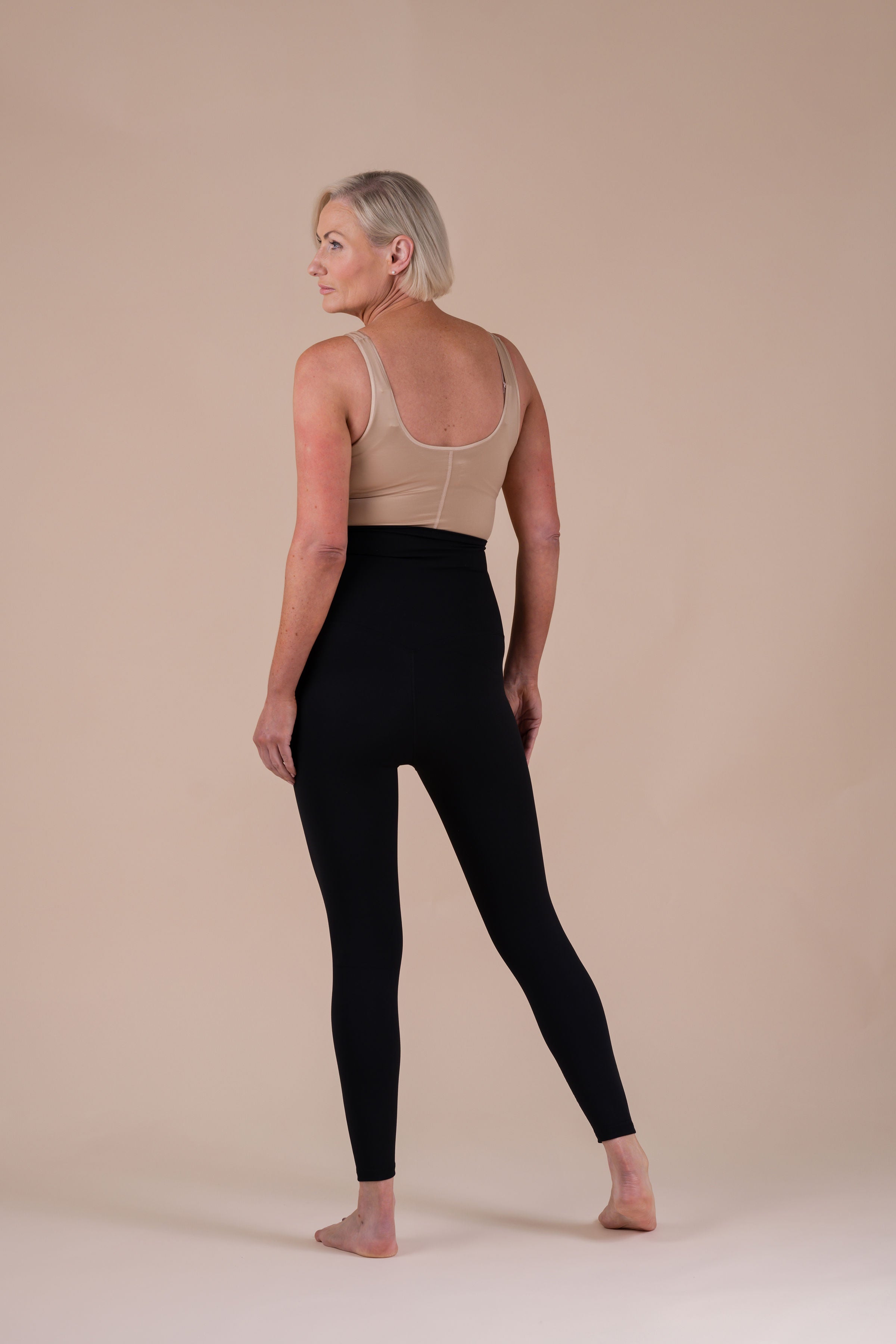 Seamless Luxe Shapewear Leggings  Black & High-Waisted – LUXESÓ